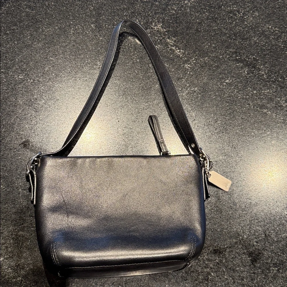 Coach mini, Black, vintage shoulder bag purse, 8”x 5”. - Picture 6 of 6